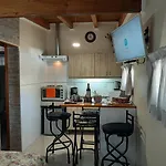 M&Mendoza